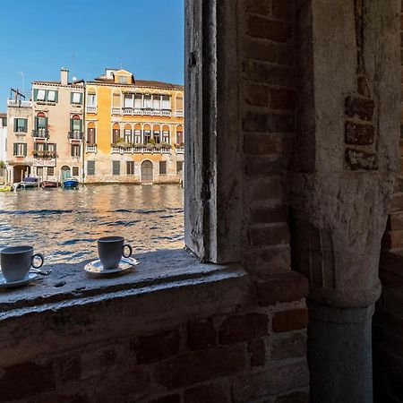 Ca' Del Fontego - Luxury Grand Canal Veneţia Exterior foto
