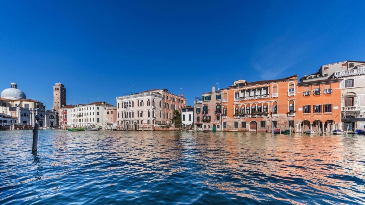 Ca' Del Fontego - Luxury Grand Canal Veneţia Exterior foto