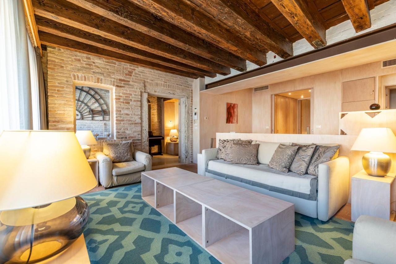 Ca' Del Fontego - Luxury Grand Canal Veneţia Exterior foto